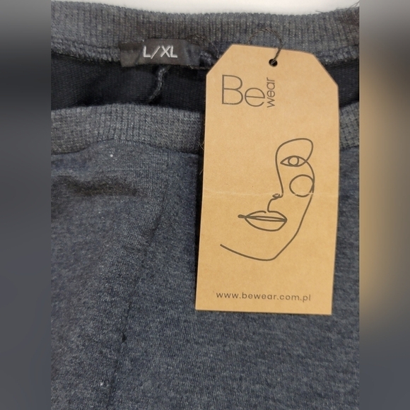 BE WEAR Women's L/XL Long Sleeve, Split Front Tunic, Made in Poland - Picture 9 of 10